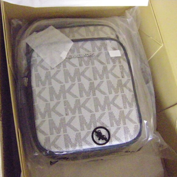 Michael Kors Jet Set Medium Silver Metallic Signature Logo Crossbody Bag Boxed - Picture 6 of 9